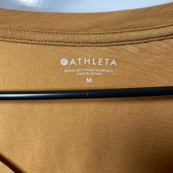 Athleta | Organic Daily Crop V-Neck Tee in Tuscan Gold - Picture 4 of 11